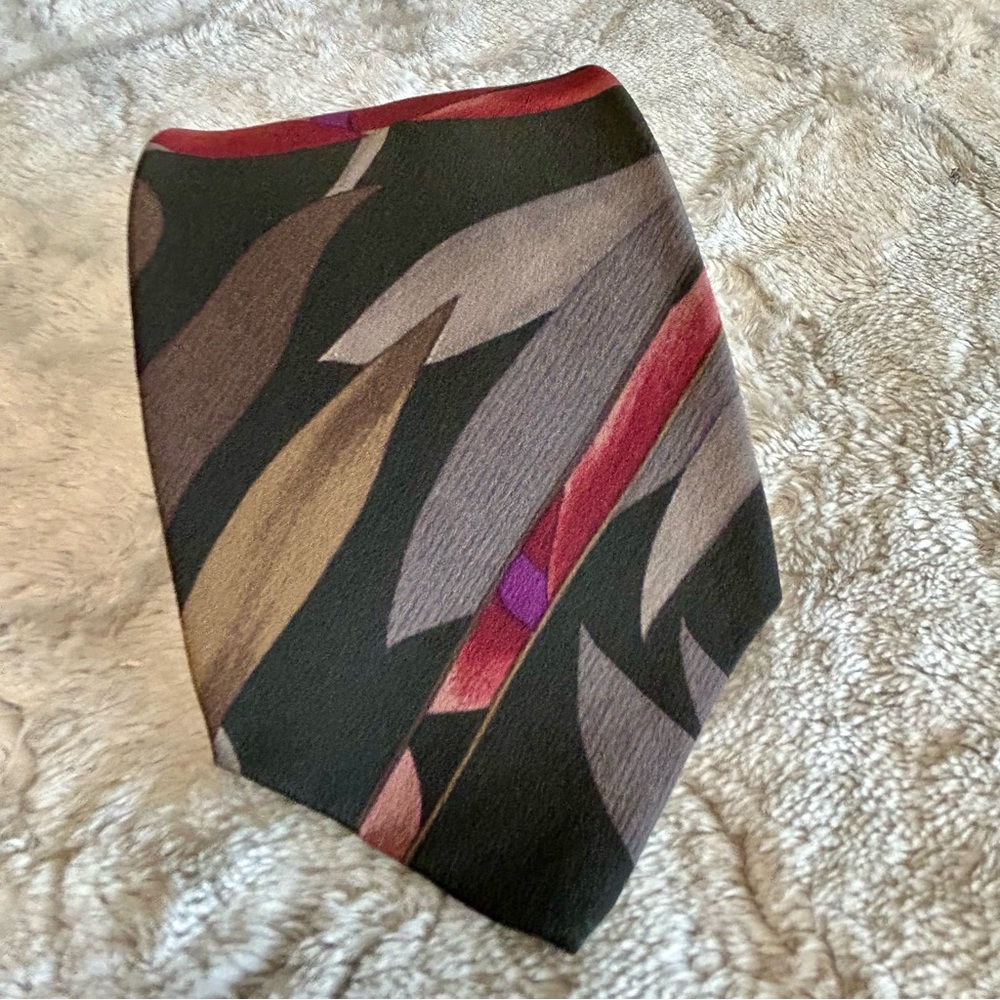 Leonard Paris Colorful Leaf Pattern Silk Tie NWOT 3.25” Wide 56” Long